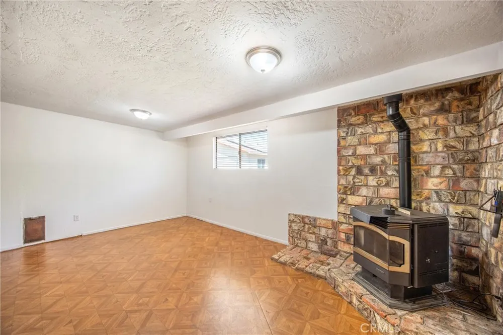 9419 Guava Hesperia, CA 92345