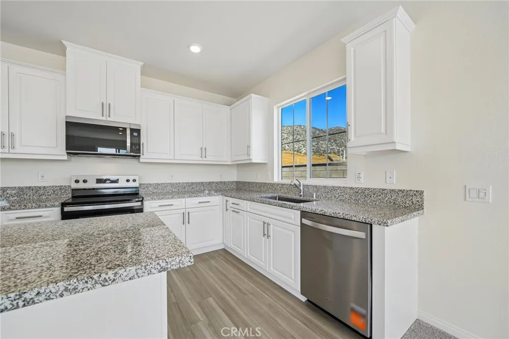 28256 Delphinus Dr Drive Menifee, CA 92586