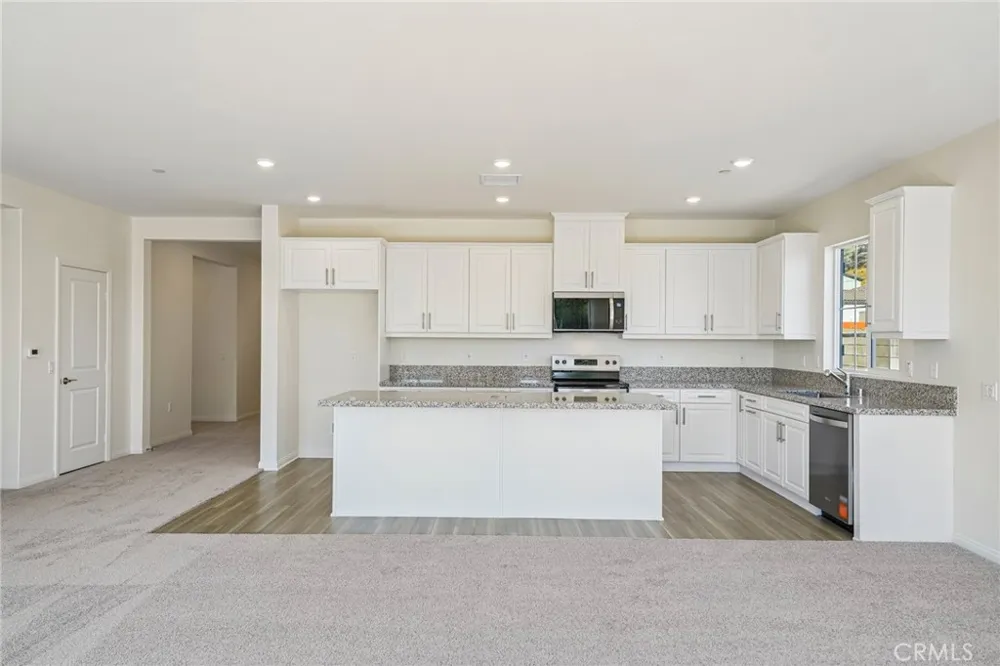 28256 Delphinus Dr Drive Menifee, CA 92586