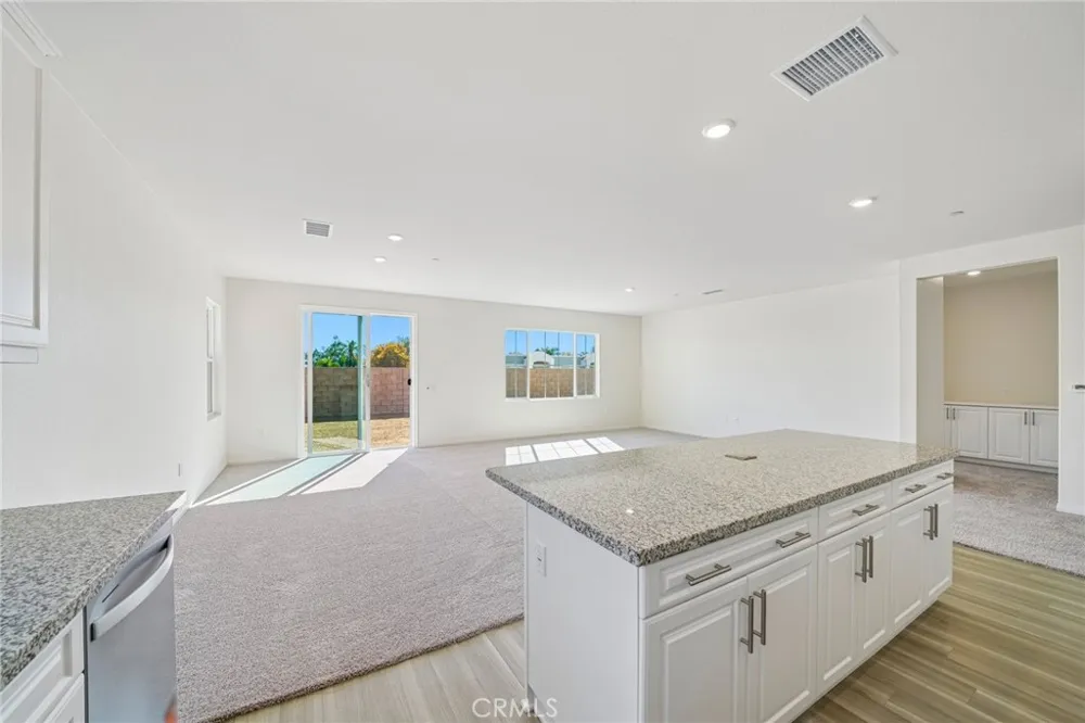 28256 Delphinus Dr Drive Menifee, CA 92586