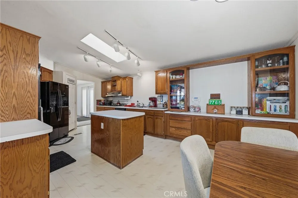 7765 Verna Way Lucerne, CA 95458