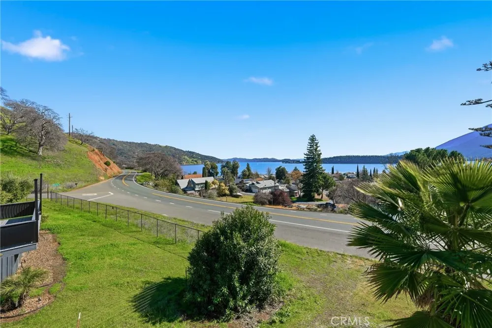 7765 Verna Way Lucerne, CA 95458