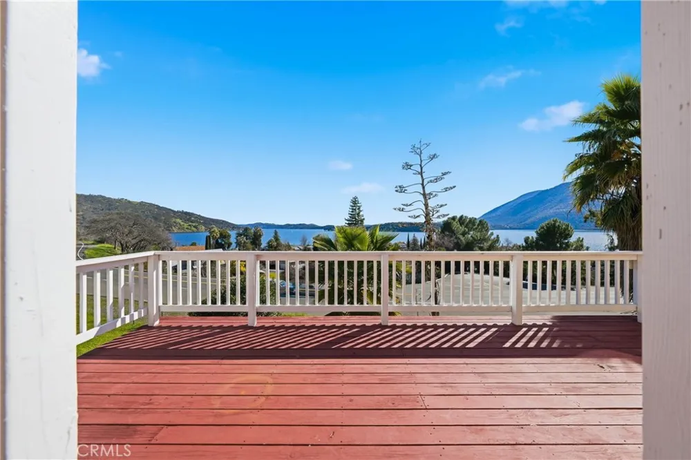 7765 Verna Way Lucerne, CA 95458