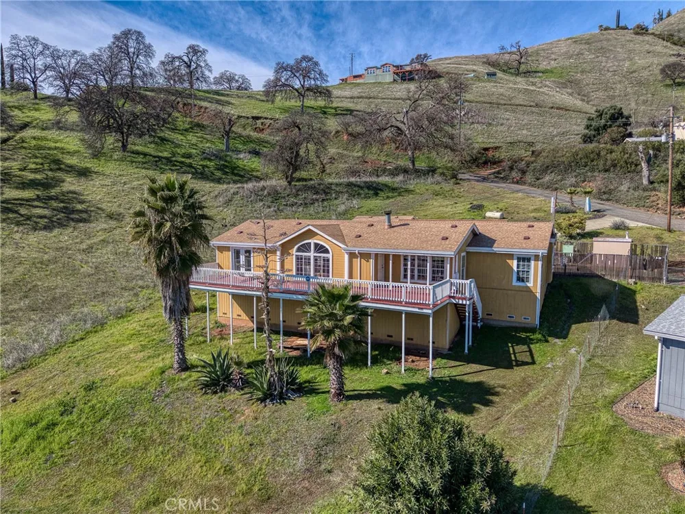7765 Verna Way Lucerne, CA 95458
