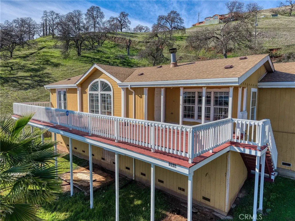 7765 Verna Way Lucerne, CA 95458