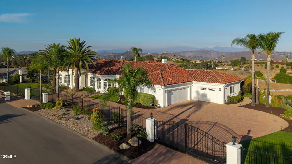 4284 Fallsbrae Road Fallbrook, CA 92028