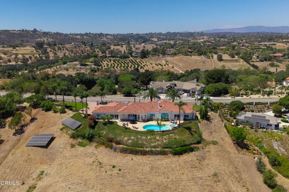 4284 Fallsbrae Road Fallbrook, CA 92028