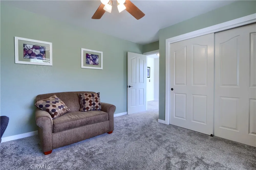 38393 Crestview Lane Oakhurst, CA 93644