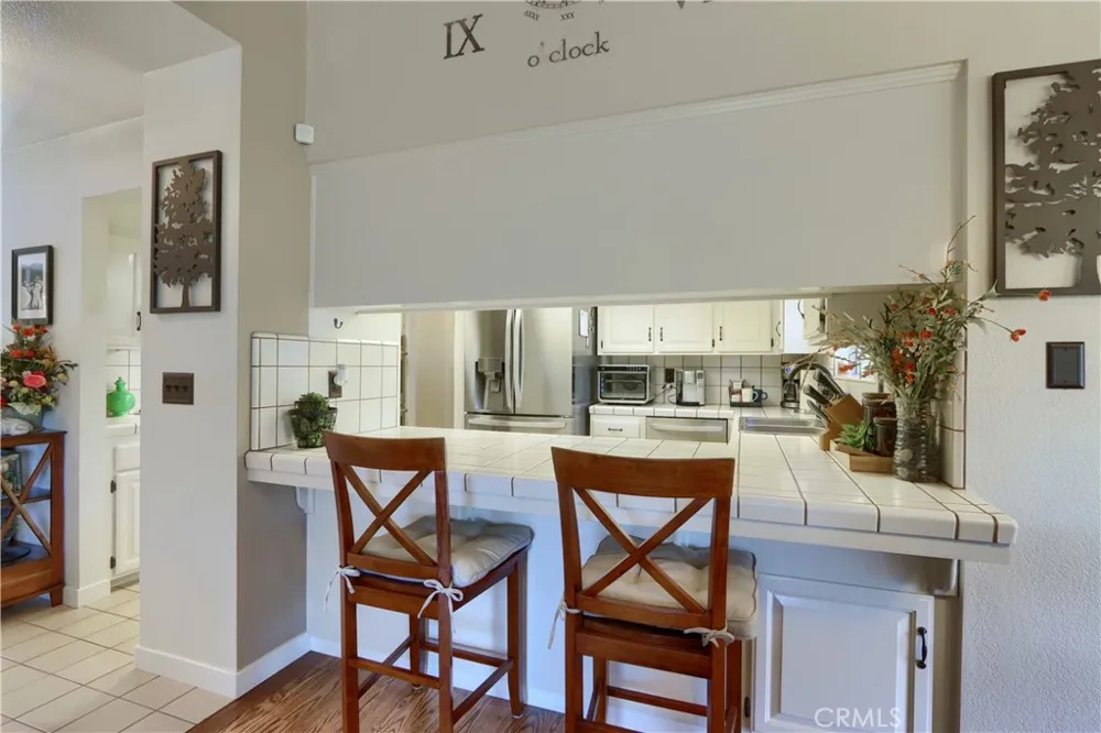 38393 Crestview Lane Oakhurst, CA 93644