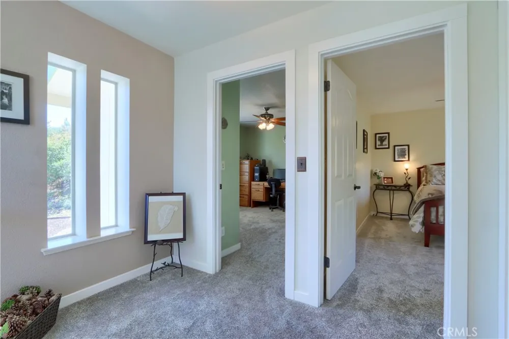 38393 Crestview Lane Oakhurst, CA 93644