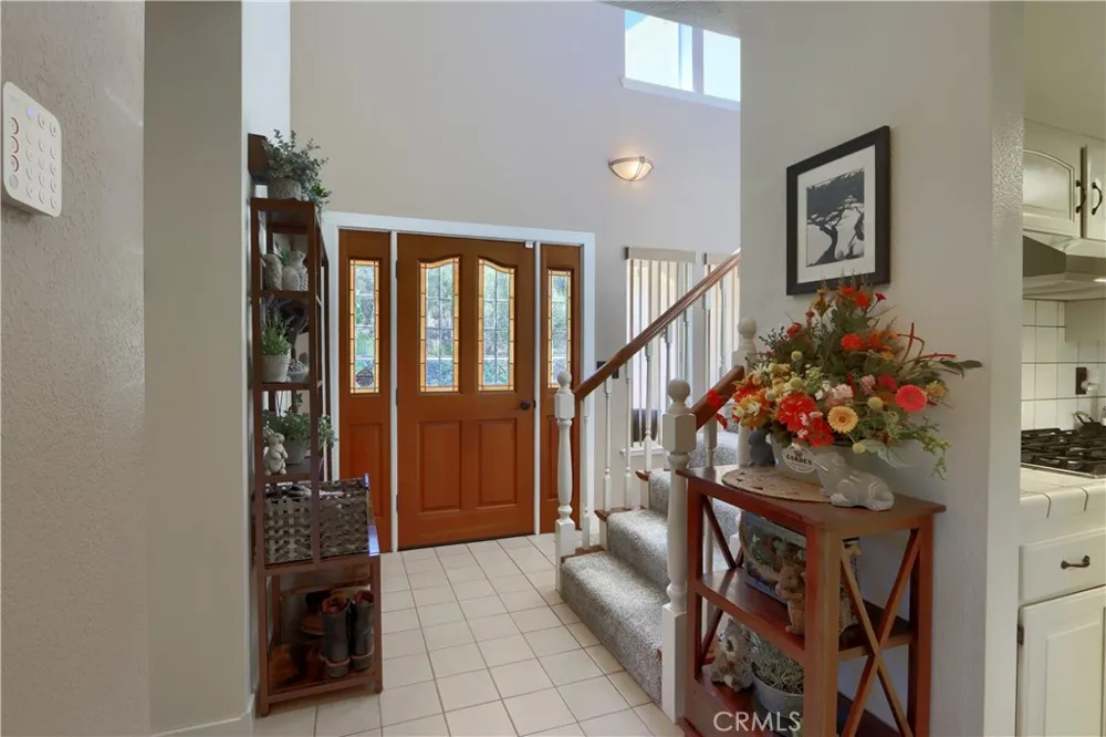 38393 Crestview Lane Oakhurst, CA 93644