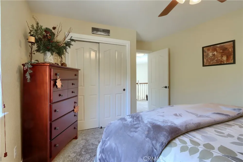 38393 Crestview Lane Oakhurst, CA 93644