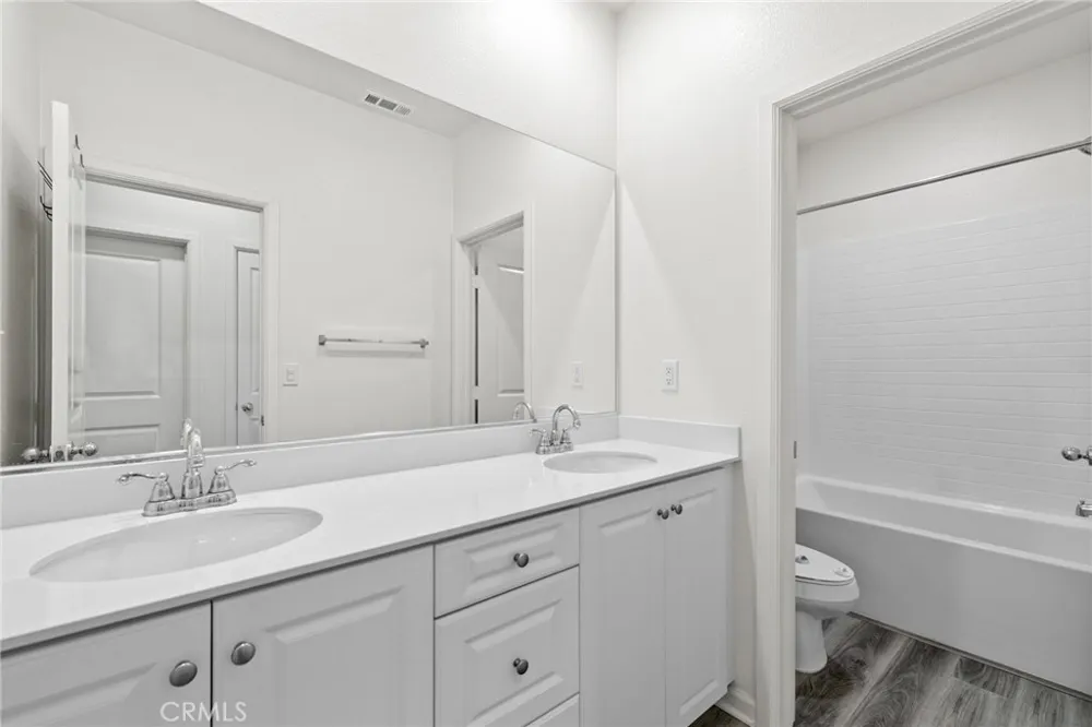 10281 Trickle Riverside, CA 92503