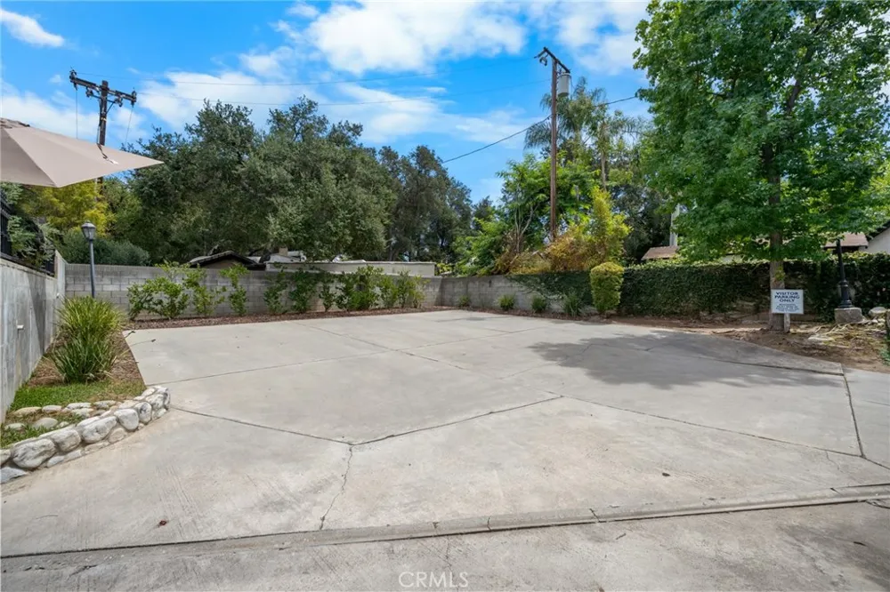 464 Mariposa Sierra Madre, CA 91024
