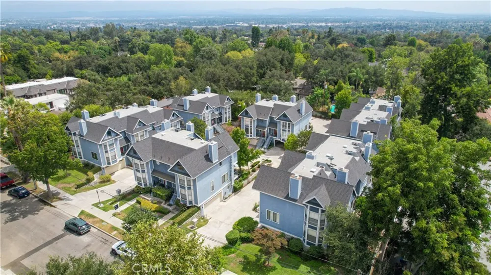 464 Mariposa Sierra Madre, CA 91024
