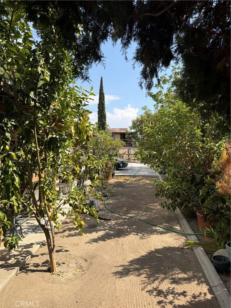 223 Glenmont Court Hemet, CA 92544