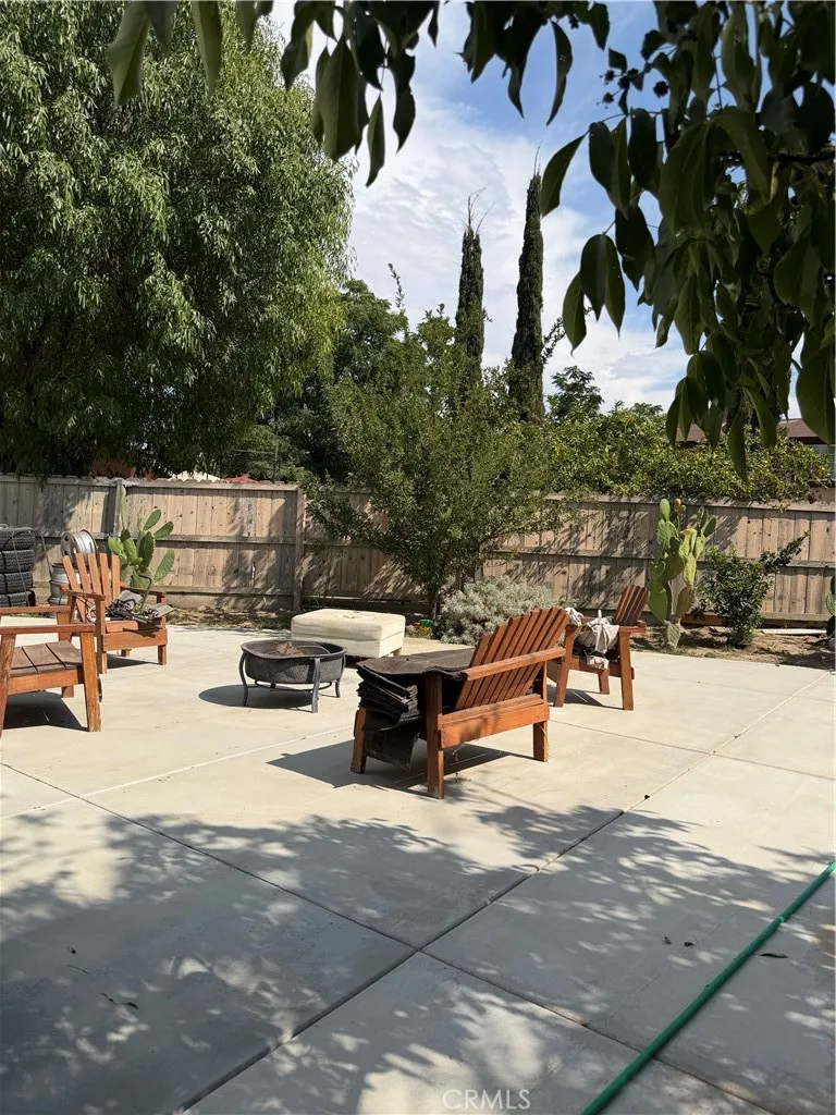 223 Glenmont Court Hemet, CA 92544