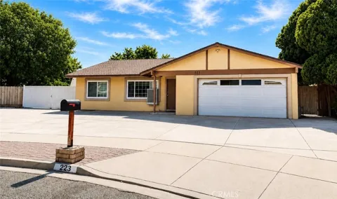 223 Glenmont Court