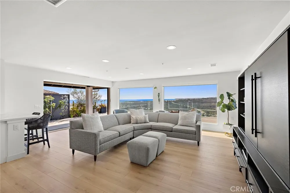 419 Calle Delicada San Clemente, CA 92672