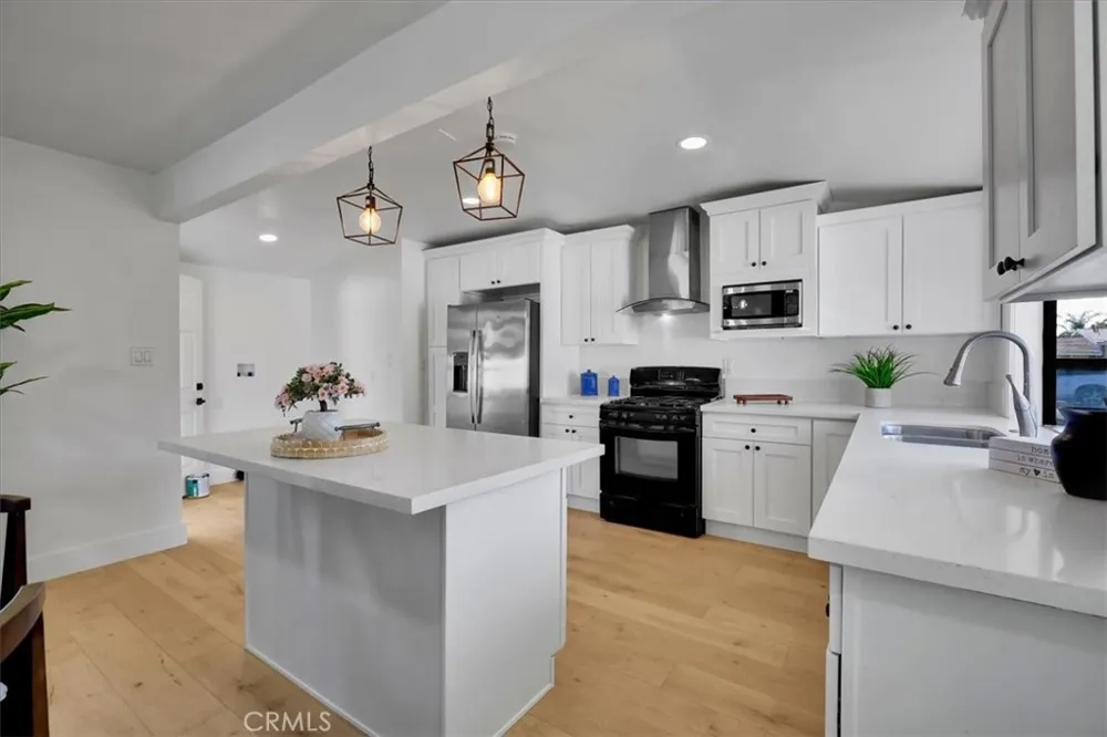 600 Maple La Habra, CA 90631