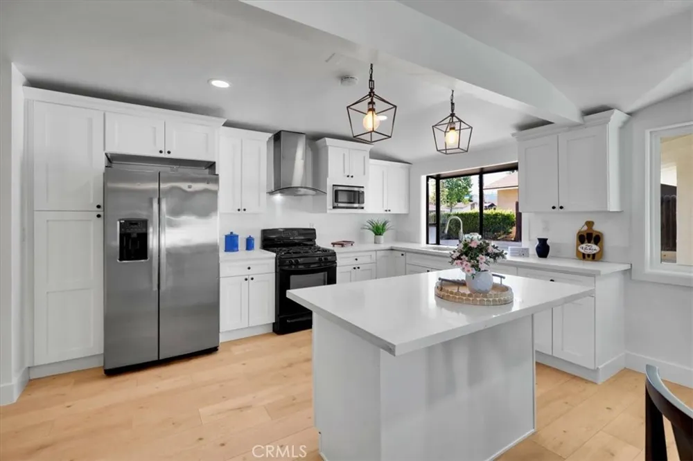 600 Maple La Habra, CA 90631