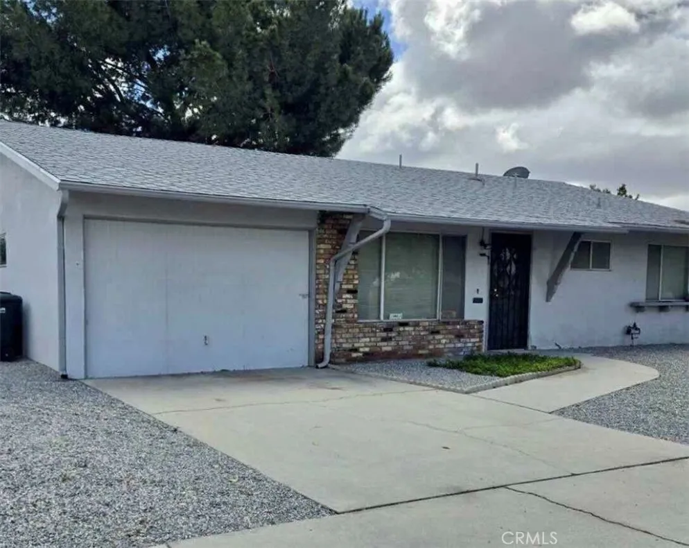 600 S Lyon Hemet, CA 92543