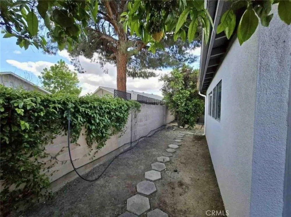600 S Lyon Hemet, CA 92543