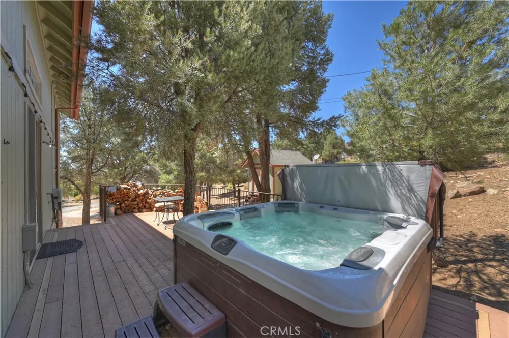 1307 Baldwin Lake Big Bear City, CA 92314