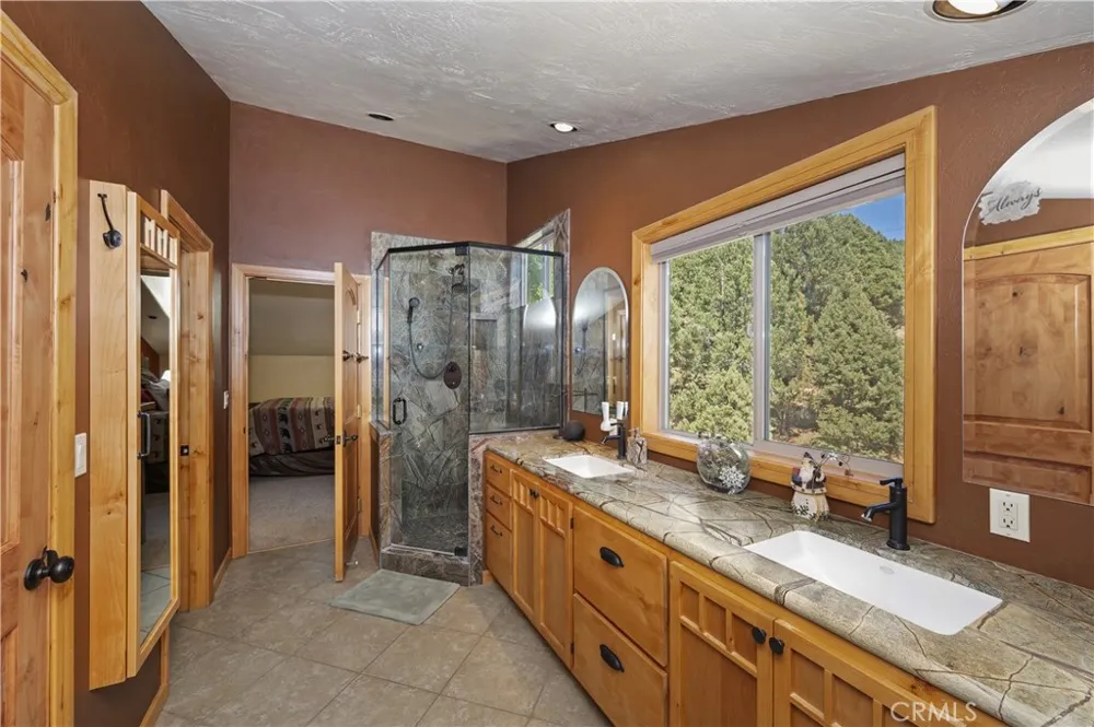 1307 Baldwin Lake Big Bear City, CA 92314
