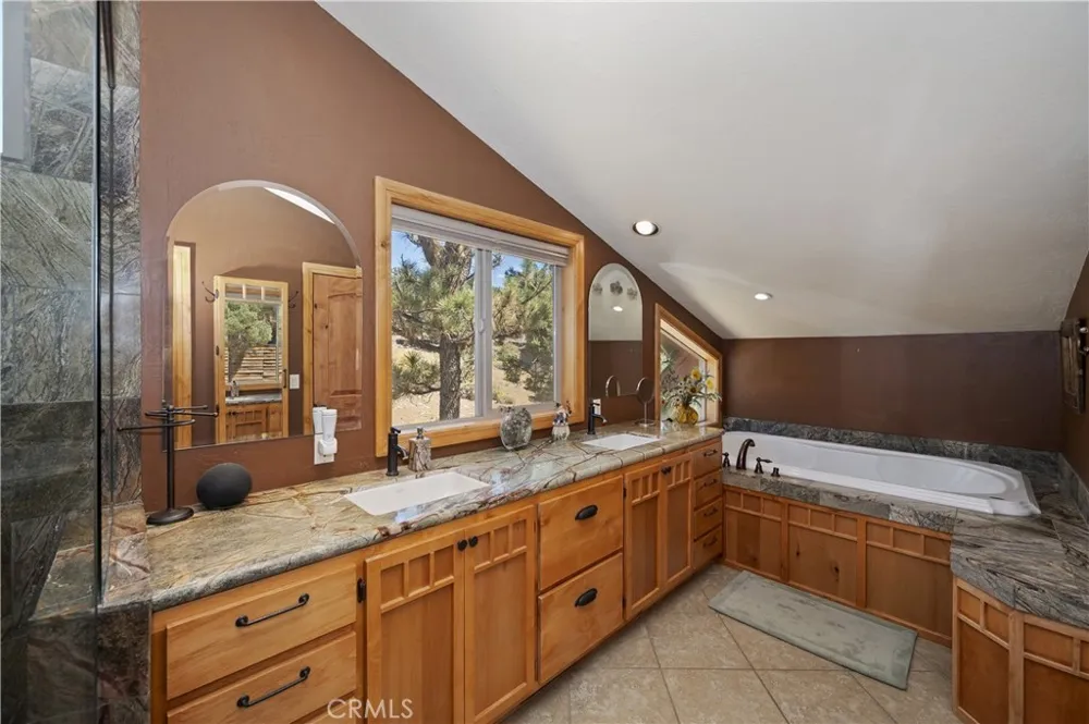 1307 Baldwin Lake Big Bear City, CA 92314