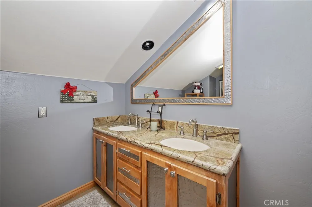1307 Baldwin Lake Big Bear City, CA 92314