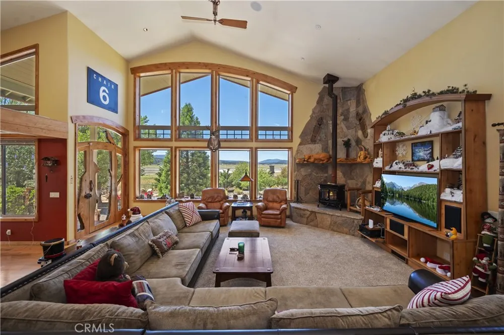1307 Baldwin Lake Big Bear City, CA 92314