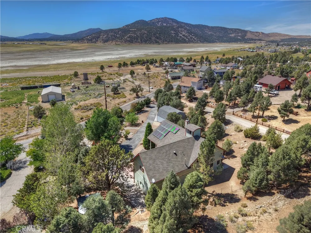 1307 Baldwin Lake Big Bear City, CA 92314