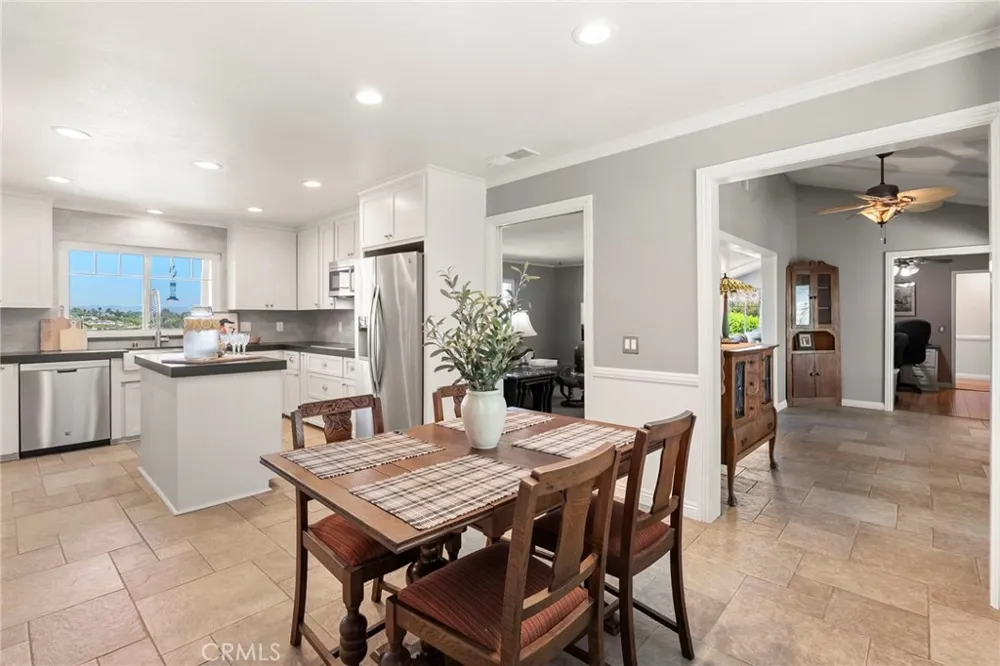 5012 Sleeping Indian Fallbrook, CA 92028