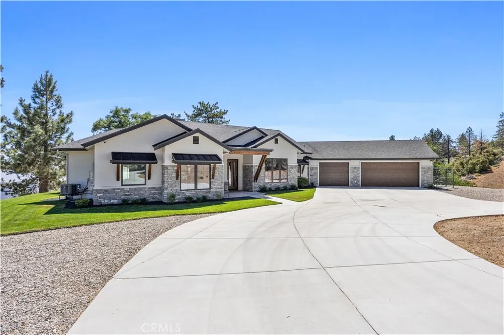 27300 Stirrup Way Tehachapi, CA 93561