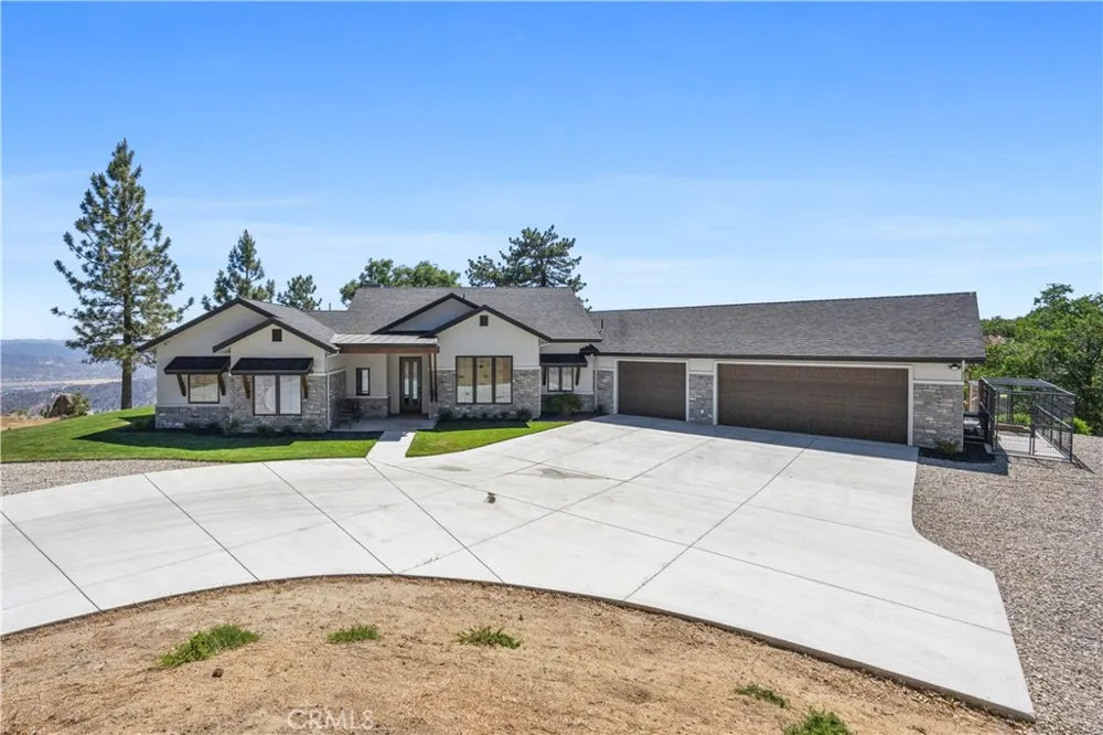 27300 Stirrup Way Tehachapi, CA 93561