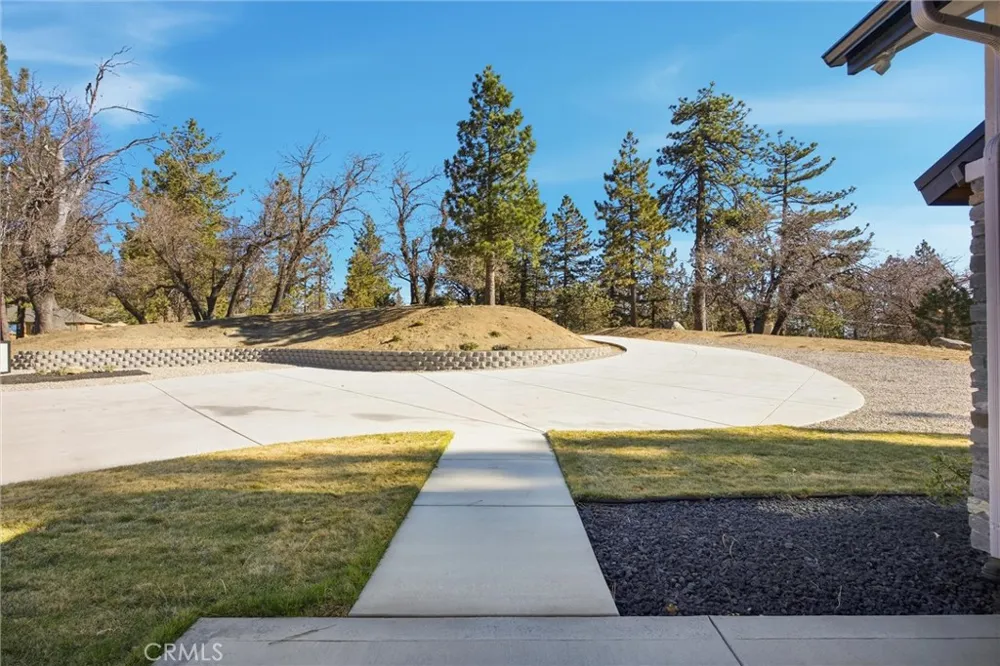 27300 Stirrup Way Tehachapi, CA 93561