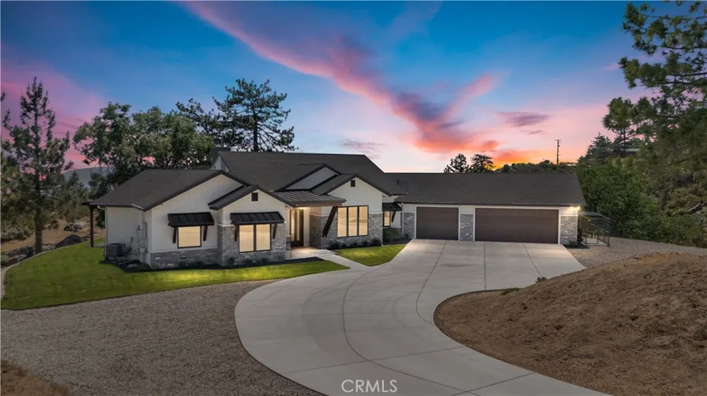 27300 Stirrup Way Tehachapi, CA 93561