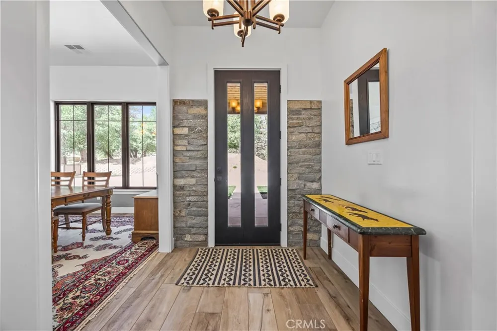 27300 Stirrup Way Tehachapi, CA 93561