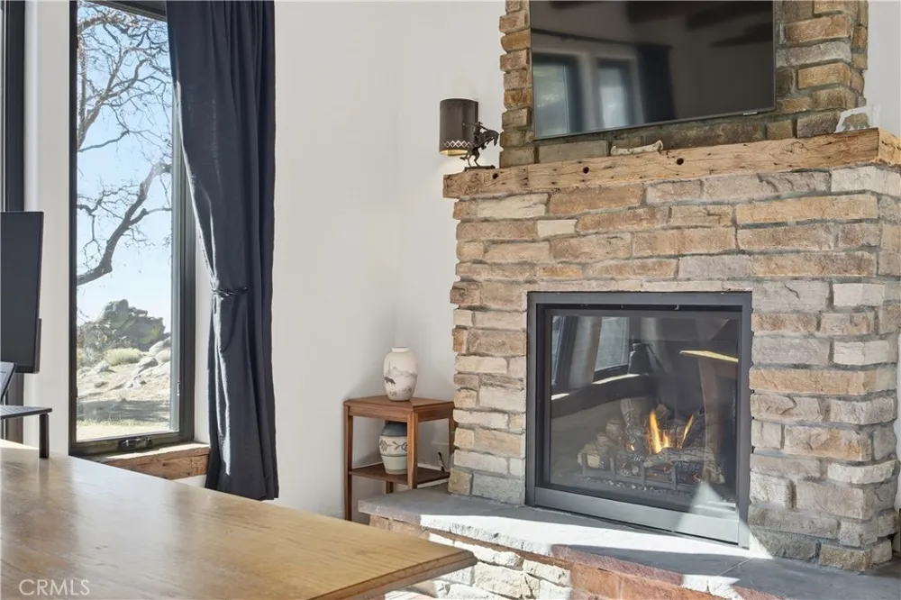 27300 Stirrup Way Tehachapi, CA 93561