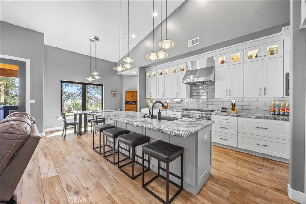 27300 Stirrup Way Tehachapi, CA 93561