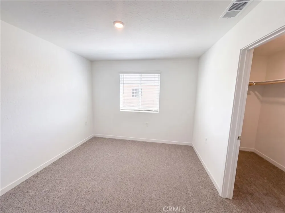 3267 Carambola Clovis, CA 93619