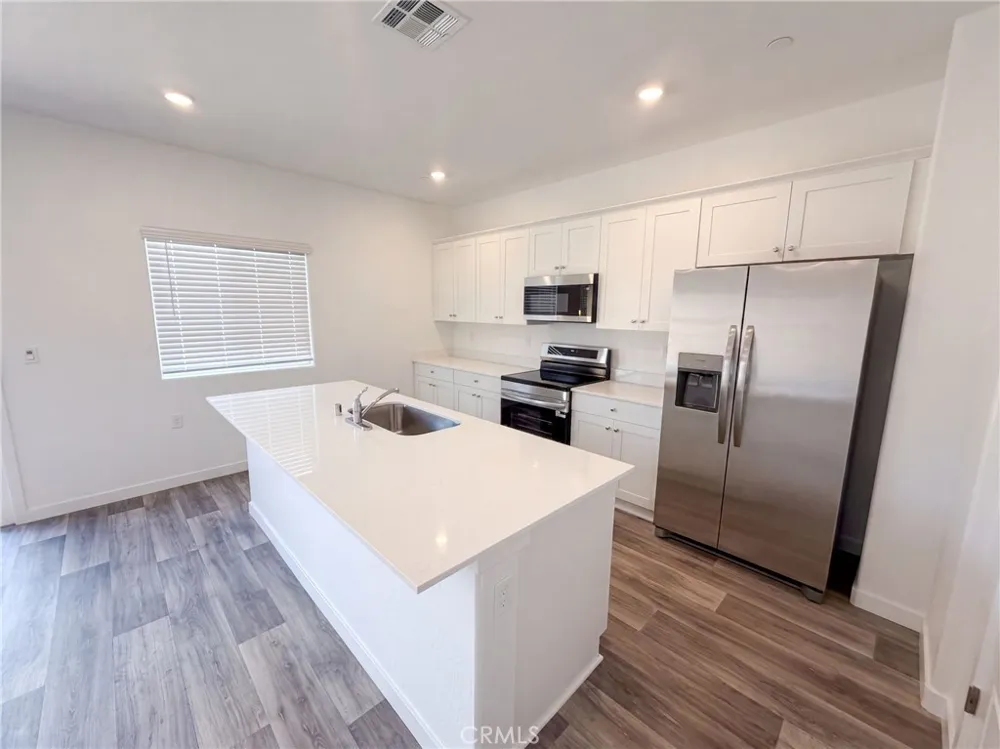 3267 Carambola Clovis, CA 93619
