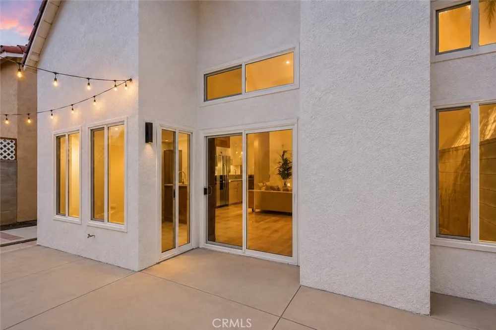 11821 Aurora Court Fontana, CA 92337