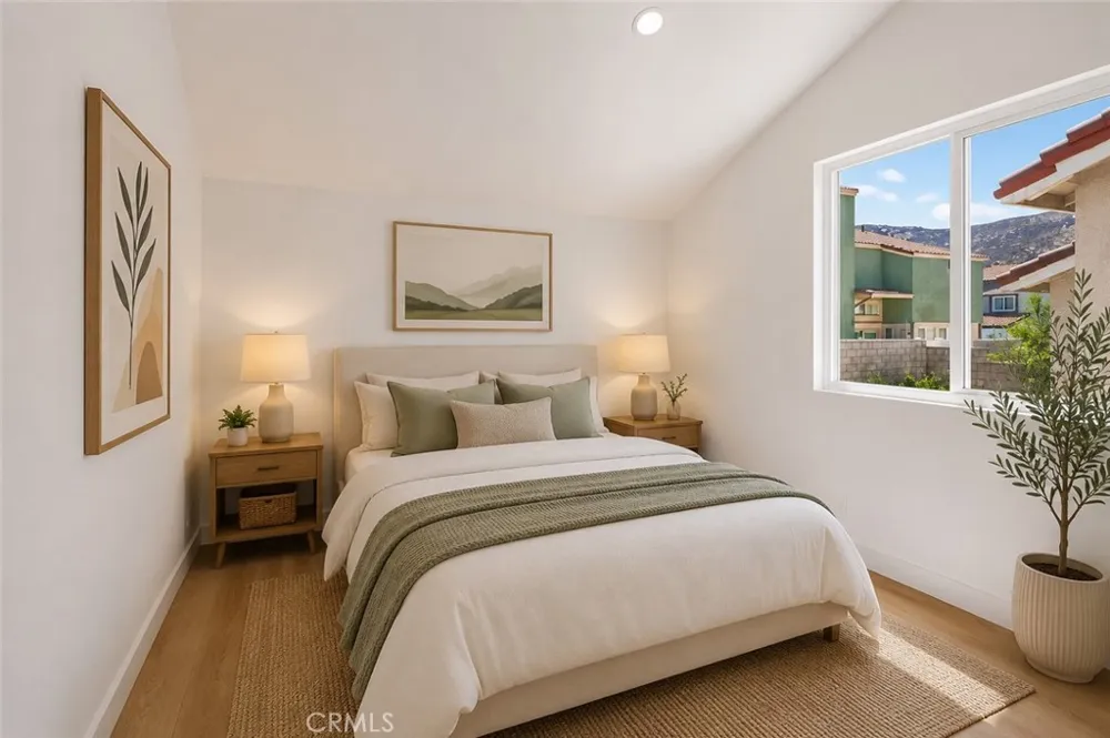 11821 Aurora Court Fontana, CA 92337