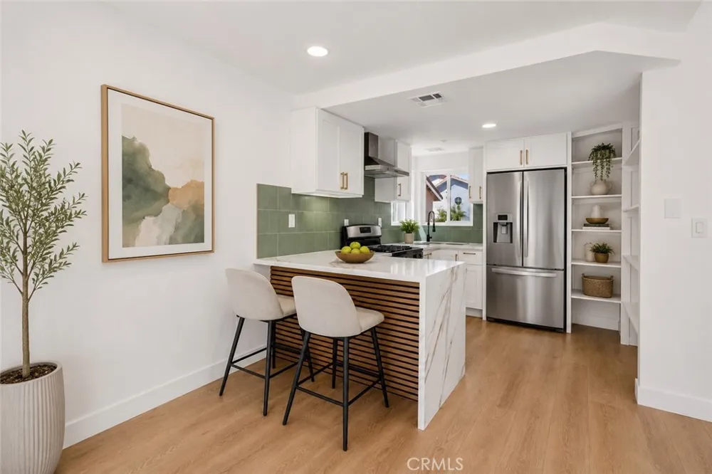 11821 Aurora Court Fontana, CA 92337
