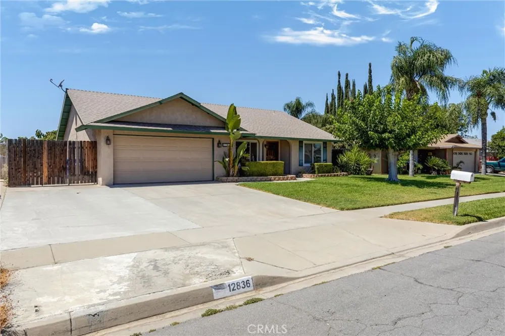 12836 Reed Grand Terrace, CA 92313