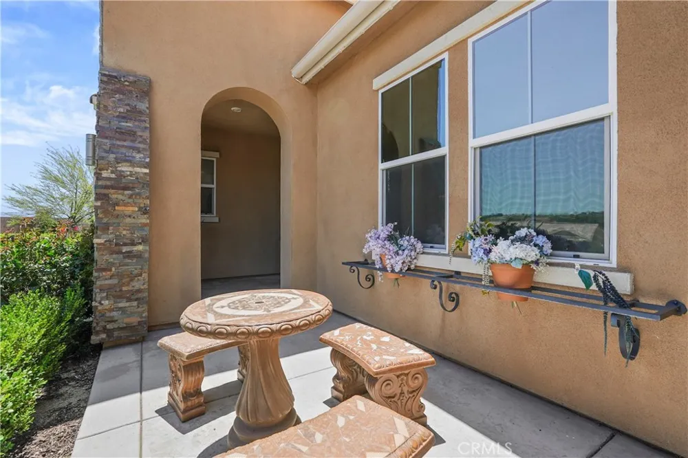 16282 Ginger Creek Riverside, CA 92504
