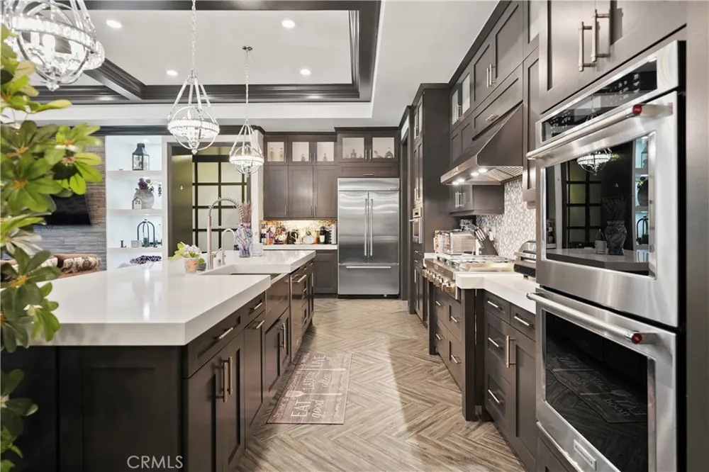 16282 Ginger Creek Riverside, CA 92504