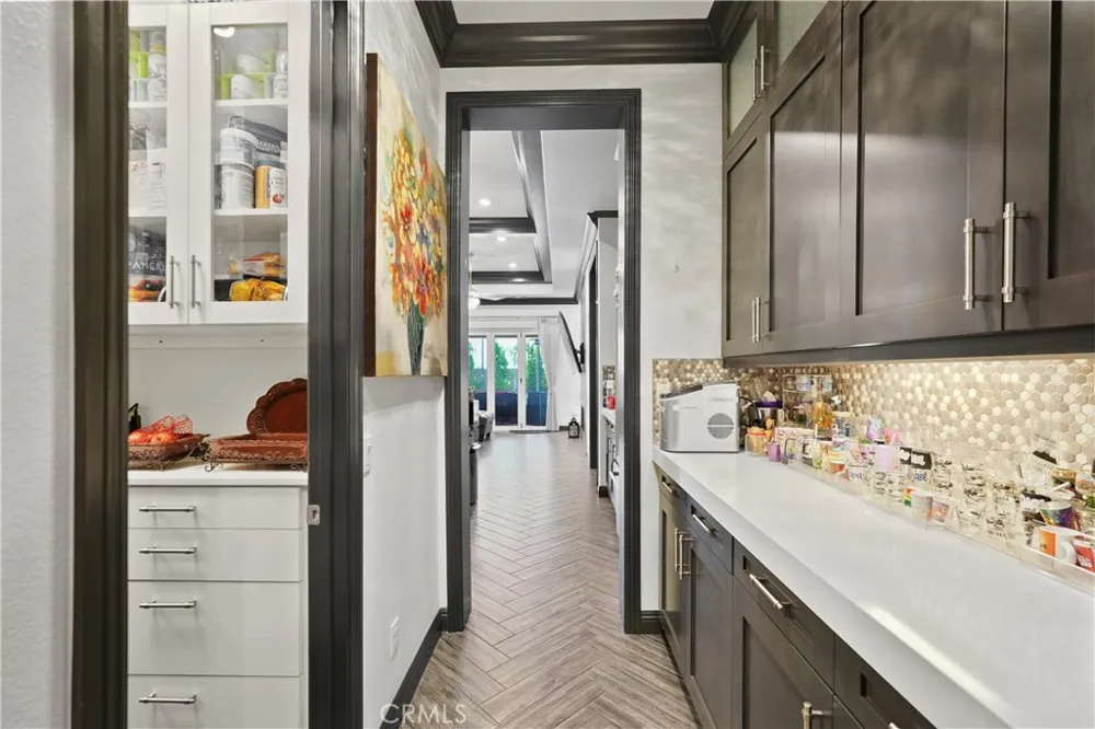 16282 Ginger Creek Riverside, CA 92504